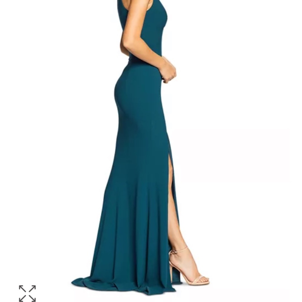 Dress the population iris crepe gown in pine - Picture 2 of 7